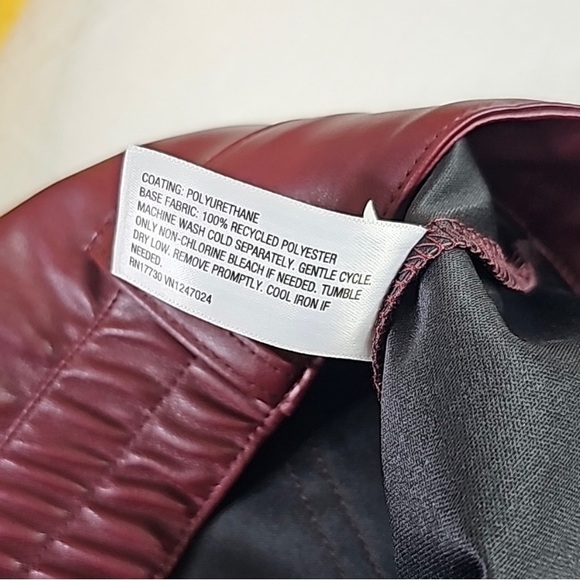 NWT Wildfable Highrise Cargo Pants - Picture 3 of 3